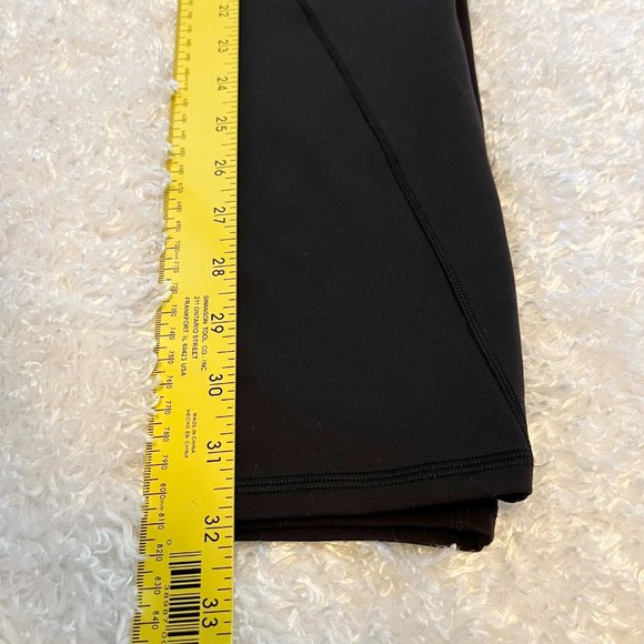 Lululemon Black Crop Leggings - size 4 (#2) - Picture 5 of 7